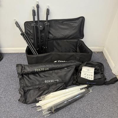 LOT 180: Various Sizes of Lighting Umbrellas, Stands & More