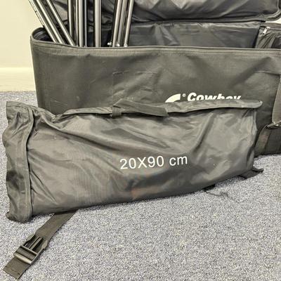 LOT 180: Various Sizes of Lighting Umbrellas, Stands & More