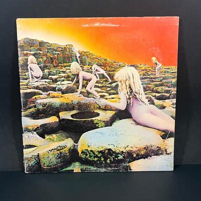 LOT 181: Vintage Vinyl Led Zeppelin and Robert Plant Records