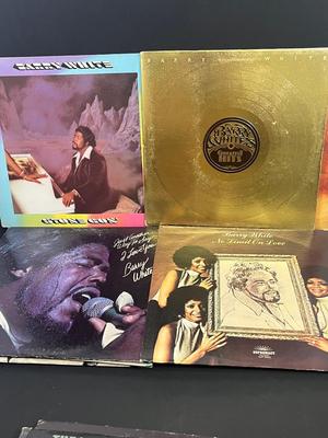 LOT 184: Vintage Vinyl Records - Michael Jackson, Diana Ross, Supremes, Dionne Warwick, Commodores, Gladys Knight, Isley Brothers