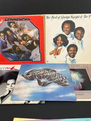 LOT 184: Vintage Vinyl Records - Michael Jackson, Diana Ross, Supremes, Dionne Warwick, Commodores, Gladys Knight, Isley Brothers