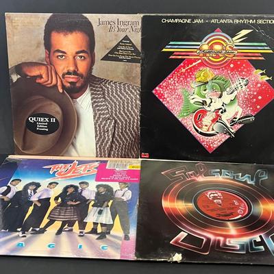LOT 186: Big Lot of Vintage Vinyl Records - R&B, Soul, Disco - Donna Summer, Kool & the Gang and More