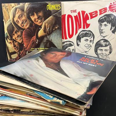 LOT 189: Large Lot of Vintage Vinyl Records - Various Artists and Genres