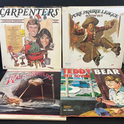 LOT 189: Large Lot of Vintage Vinyl Records - Various Artists and Genres
