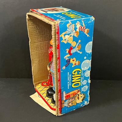LOT 194: Vintage Tin Toys, Cast iron Soldier