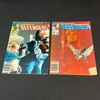LOT 195: Vintage Marvel Comic Books - X-Men, Wolverine, Spider-Man including 2006 Newspaper Reprints