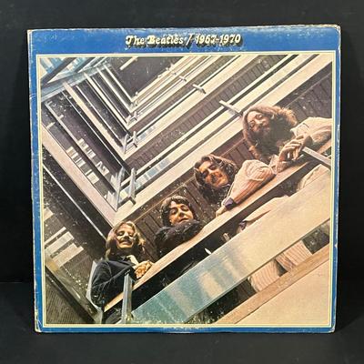 LOT 199: Vintage Vinyl Records - Beatles, Paul McCartney, John Lennon