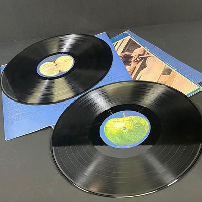LOT 199: Vintage Vinyl Records - Beatles, Paul McCartney, John Lennon