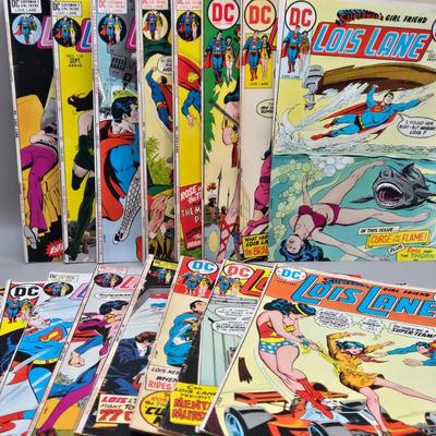 LOT 201: Lois Lane Comic Books
