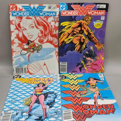 LOT 205: DC Wonder Woman Comic Books