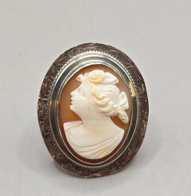 LOT 216J: Unique Left Facing 14k White Gold Cameo Ring / Acid Tested, 5.1 GTW, Size 5.5