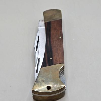 LOT 217J: Puma Skinner with Certificate of Guarantee, Edge Mark Ranger Knife, and Old Timer Pocket Knife