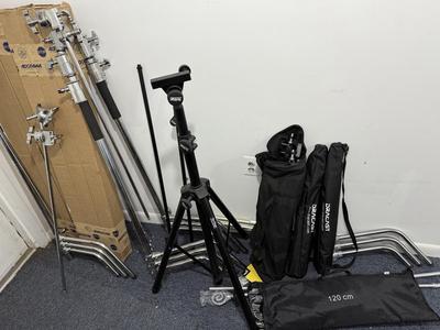 LOT 229: Photography Backdrops, Dracast & On Stage Light Stands