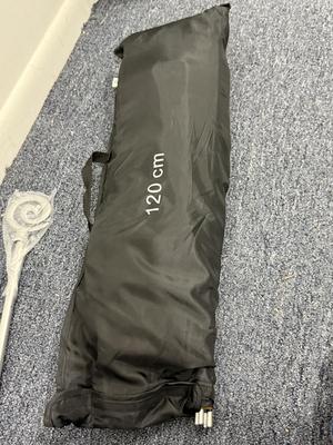 LOT 229: Photography Backdrops, Dracast & On Stage Light Stands