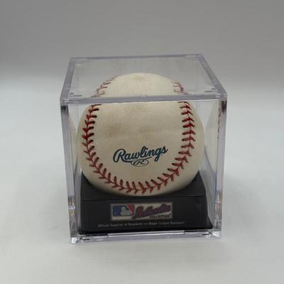 LOT 233: Rawlings Baseball in Display Case signed by Jim Palmer