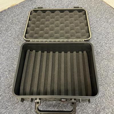 LOT 237: Hard Shell Cases for Cameras & Equipment