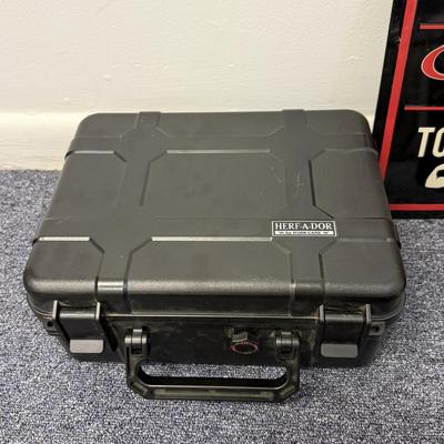 LOT 242: Cigar Lover's Collection: Mugs, Humidor Case & More
