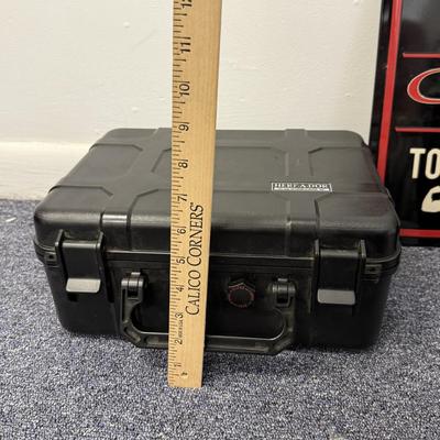 LOT 242: Cigar Lover's Collection: Mugs, Humidor Case & More