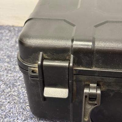 LOT 242: Cigar Lover's Collection: Mugs, Humidor Case & More