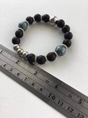 Beautiful black stretchy beaded fashion bracelet