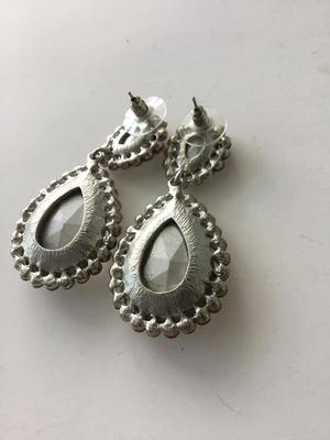 Beautiful rhinestone dangle fashion statement earrings