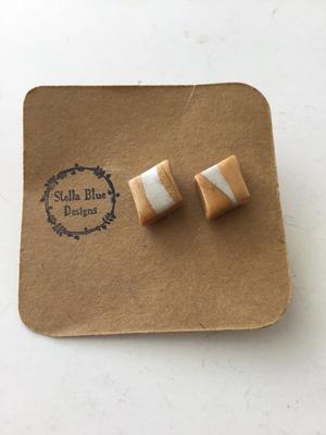Stella blue designs stud earrings