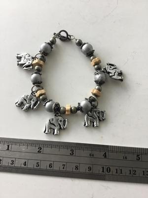 Vintage elephant beaded fashion bracelet