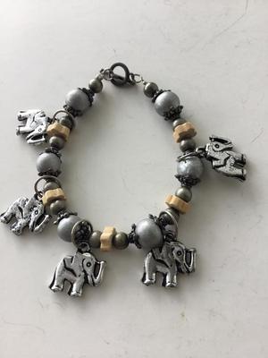 Vintage elephant beaded fashion bracelet