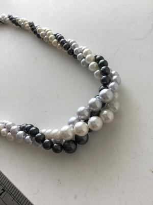 Vintage clasp twist beaded collar necklace