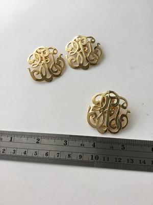 Vintage scarf clip and clip on earrings