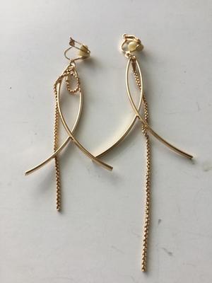 Gold tone dangle clip on earrings