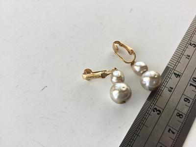 Sarah Cov marked vintage clip on earrings