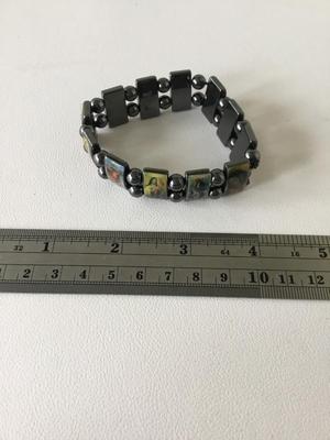 Magnetic stretchy religious fashion bracelet