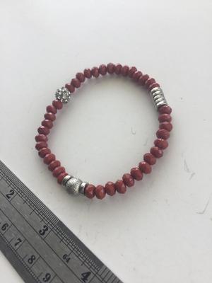 Stretchy fashion bracelet