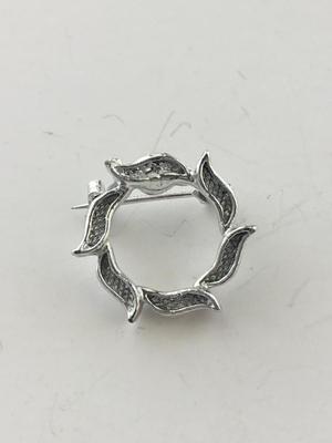 Vintage small pin