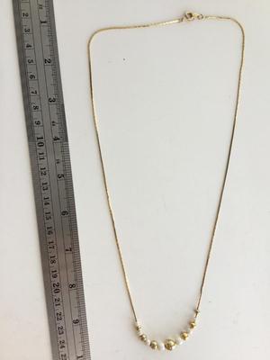 Unmarked gold tone fashion beautiful chain like necklace