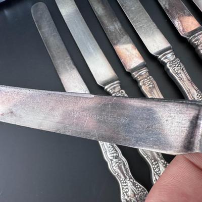 Antique Silverware Set - Rogers Bros (29 pieces)
