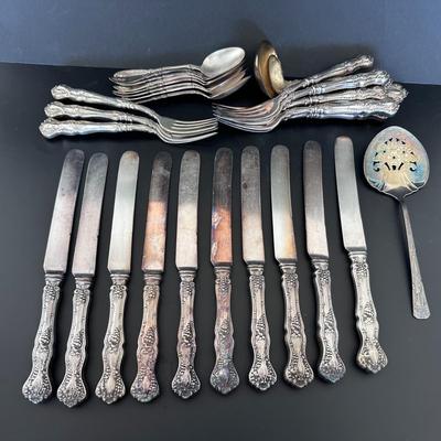 Antique Silverware Set - Rogers Bros (29 pieces)