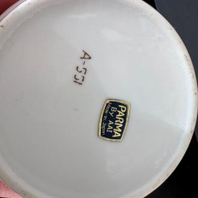Porcelain Crumb Catcher