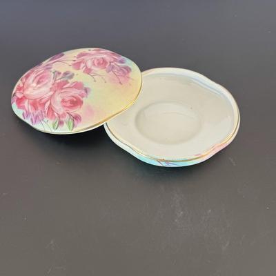 Small trinket container, porcelain