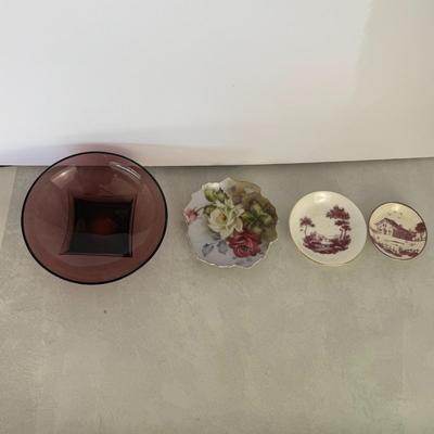 Small Glass and Floral plates - Lot of 4