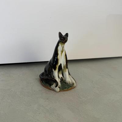 Lot of 2 - Pottery