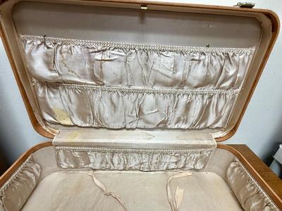 Vintage / Antique Tan or light Brown Leather Suitcase