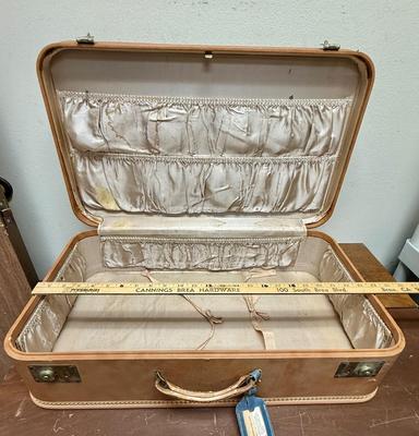 Vintage / Antique Tan or light Brown Leather Suitcase