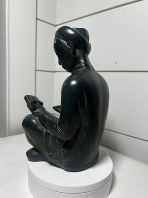 Studious Statue