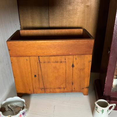 UBC1498 Lot of Antique Children's Doll Furniture and China