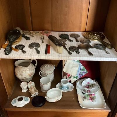 UBC1501 Lot of Miniature Hand Mirrors and Small China Sets