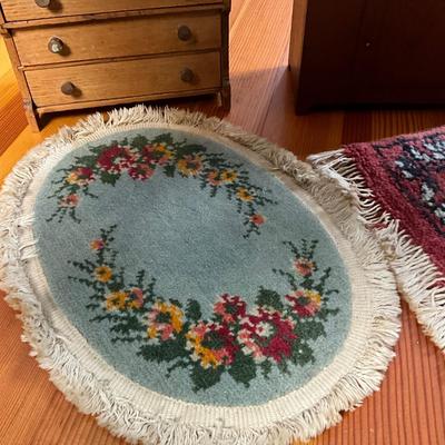 UBC1503 Child's Doll Size Vintage Drysink, Dresser, and Two Rugs