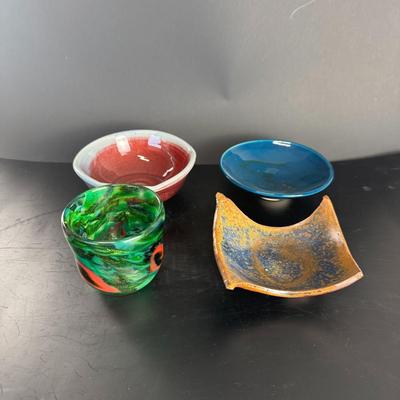 Lot of 4 - Miscellaneous Pottery and Glass