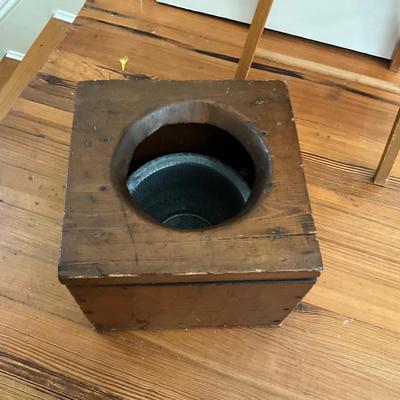 UBA1518 Vintage Ideal Doll with High Chair and Agate Wooden Potty